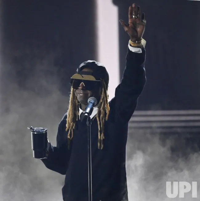 image_68789176b54d6 Lil Wayne Set to Walk Out with UFC Legend in Epic Sendoff at UFC 318 — Fans Are Hyped!