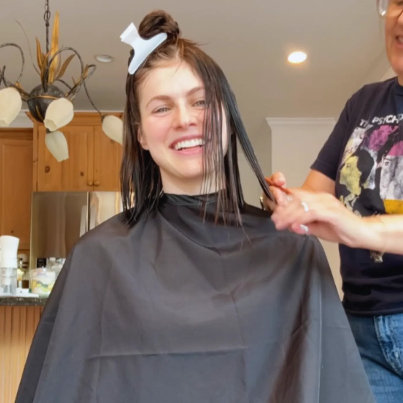 image_6878a7b498689 Alexandra Daddario’s Shocking New Look Has the Internet Feeling Uncomfortable