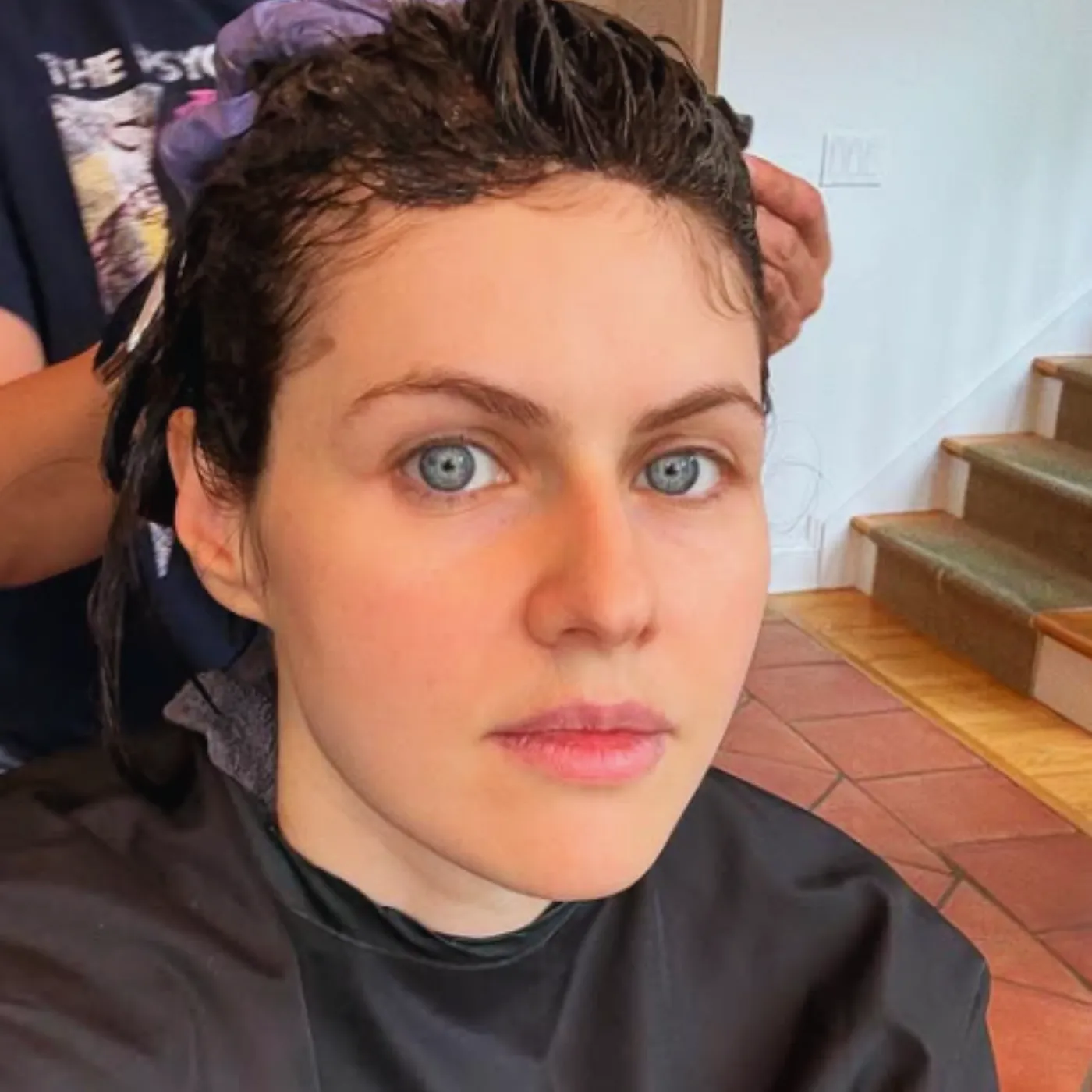 image_6878a7b5dbda2 Alexandra Daddario’s Shocking New Look Has the Internet Feeling Uncomfortable