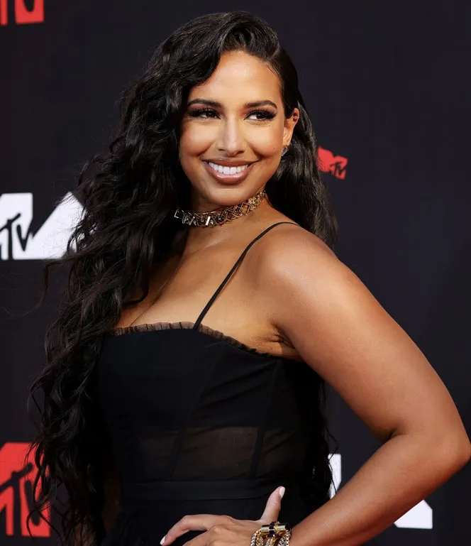 image_6879ab0565c64 Nicki Minaj Caught in the Crossfire? Nessa Nessa Diab Publicly Calls Out JAY-Z for Alleged Moves Against the Queen of Rap