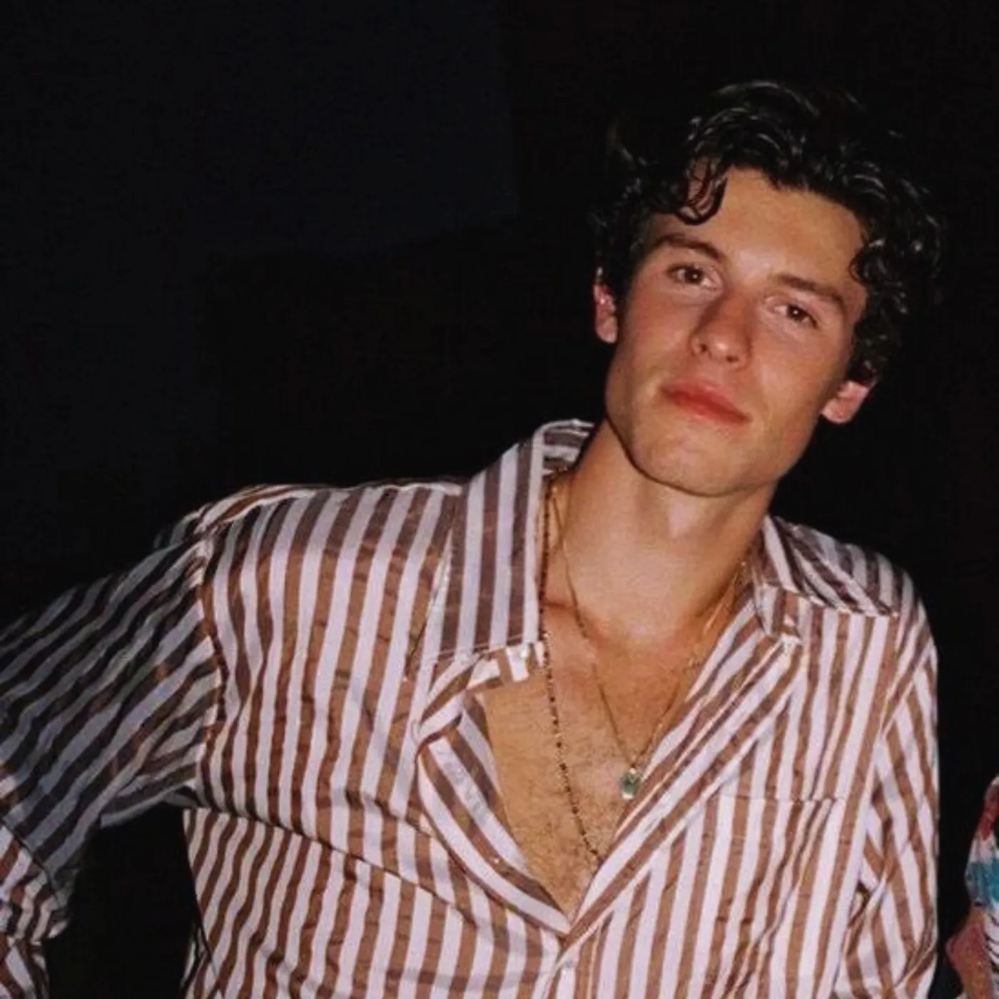 image_6879b77cd19aa Inside Shawn Mendes’ Dating Timeline: Fans Spot a Pattern That’s Too Perfect to Ignore