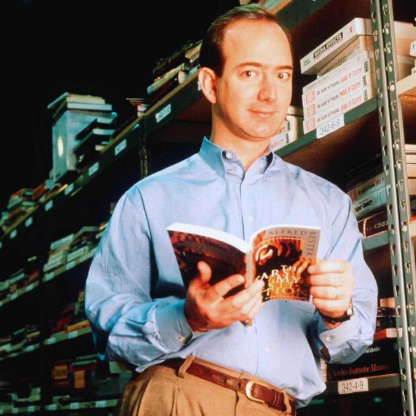 image_6879b930c1065 Jeff Bezos Built Amazon in a Garage... But What Happened at Barnes & Noble Stunned His Team