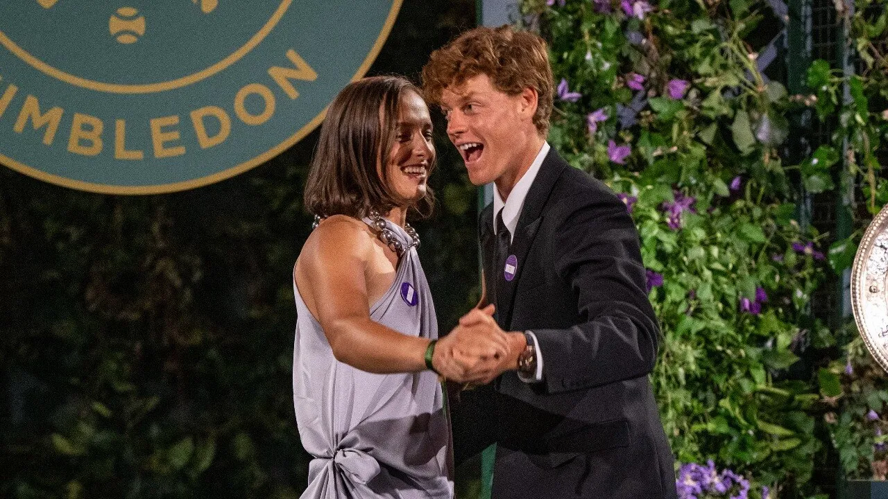 image_6879bf94b941d Fans Are Losing It Over Sinner and Swiatek’s Flirty Dance at Wimbledon — Is This the Start of Tennis’s Hottest New Couple?