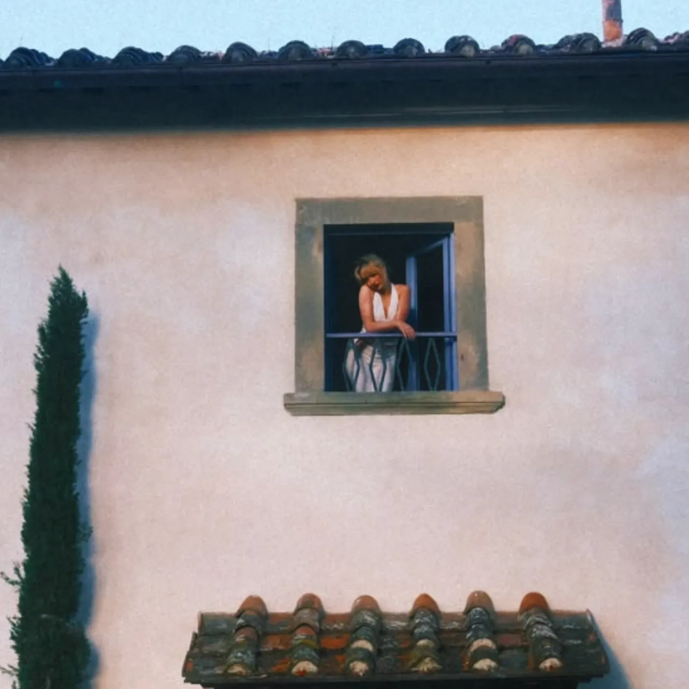 Sabrina Carpenter Said Nothing… but the Look Said Everything