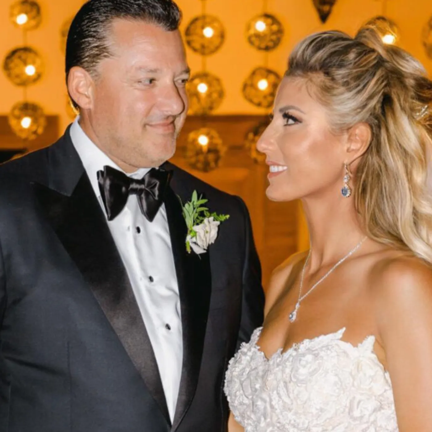 image_6879f068b94c7 Tony Stewart and Leah Pruett’s Heartwarming Family Moment with Their Baby Has Fans in Tears – The Shocking Twist Will Blow Your Mind