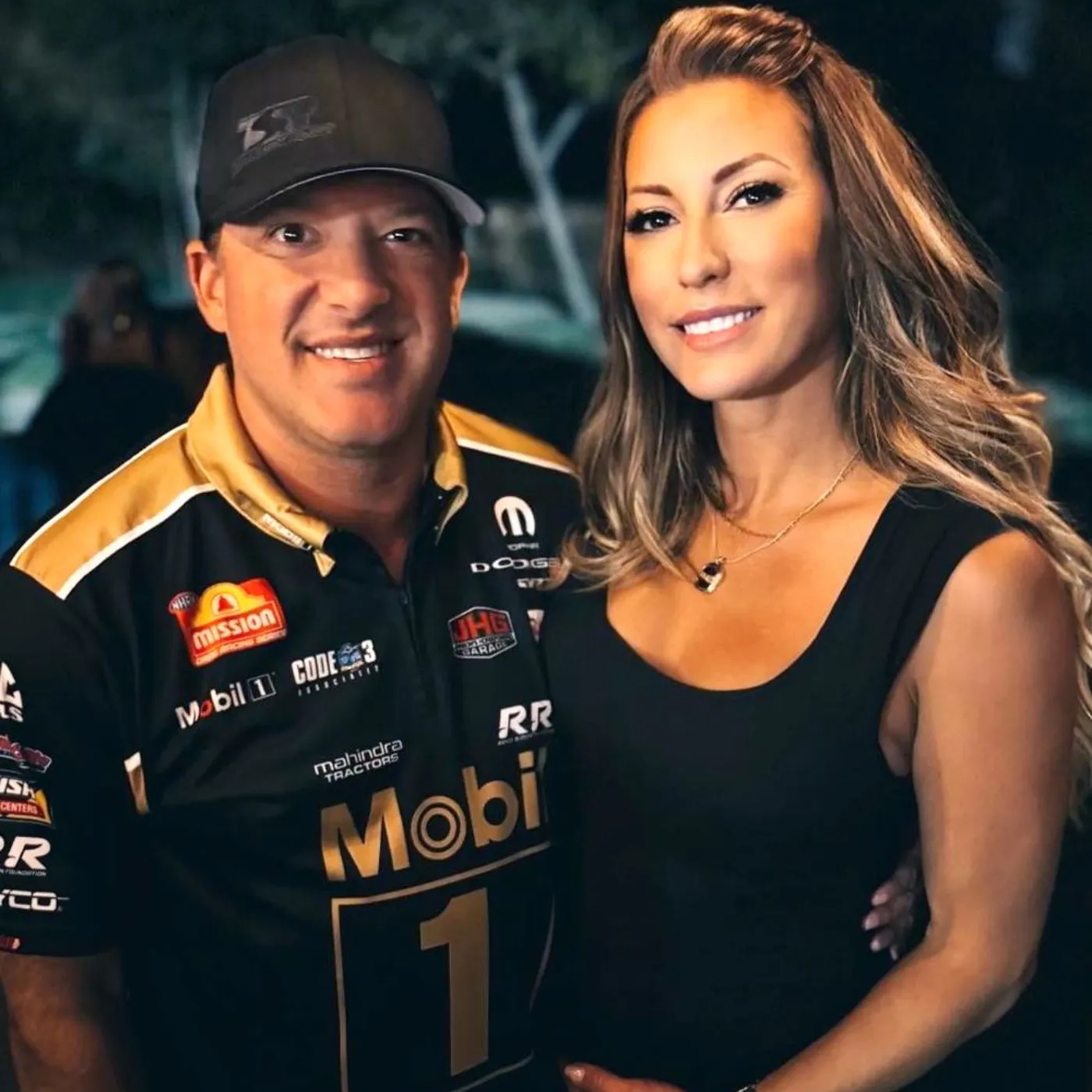 Tony Stewart and Leah Pruett’s Heartwarming Family Moment with Their Baby Has Fans in Tears – The Shocking Twist Will Blow Your Mind