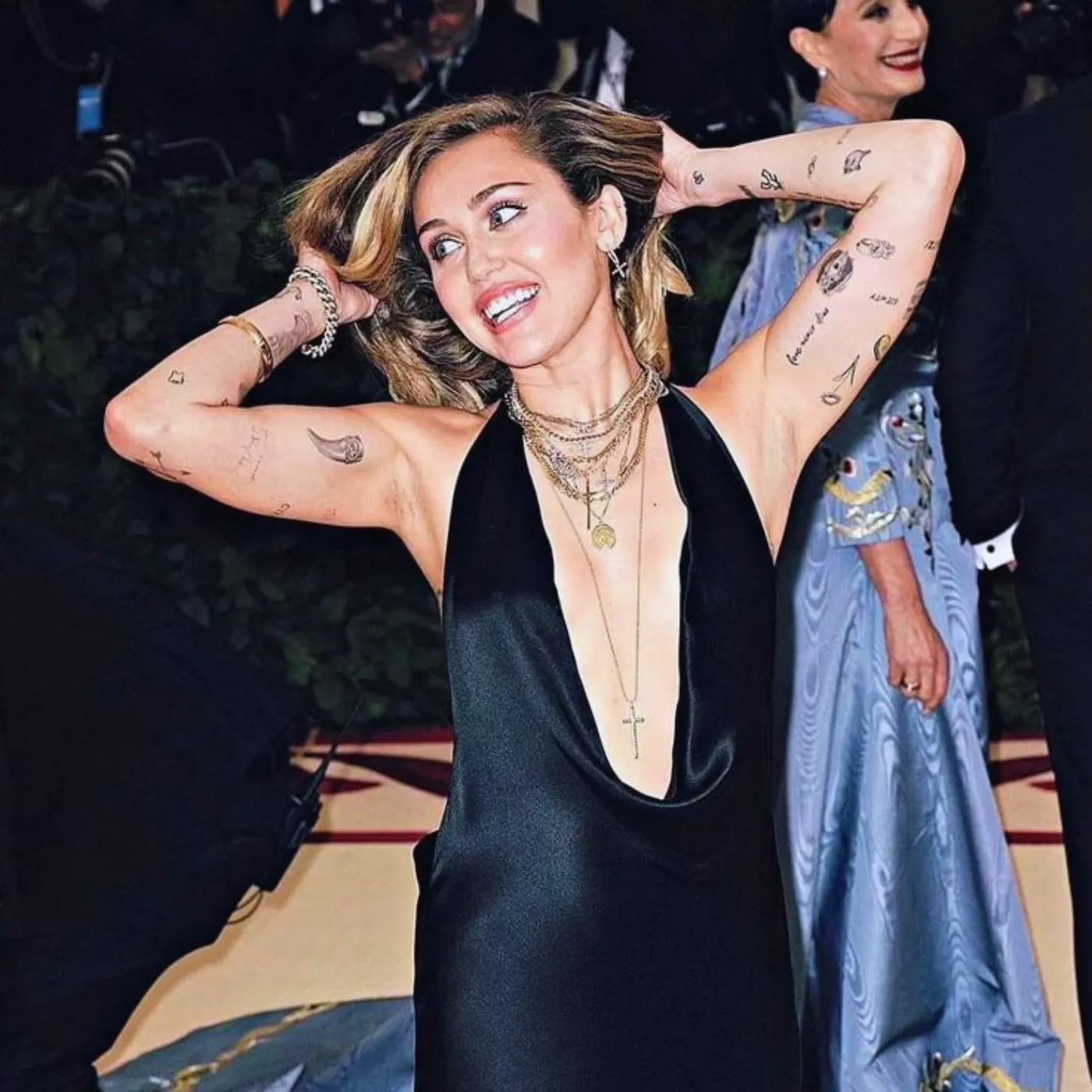 image_6879fdd08b5f7 Miley Cyrus Sparks Outrage After Bold Dance on Hollywood Walk of Fame Star