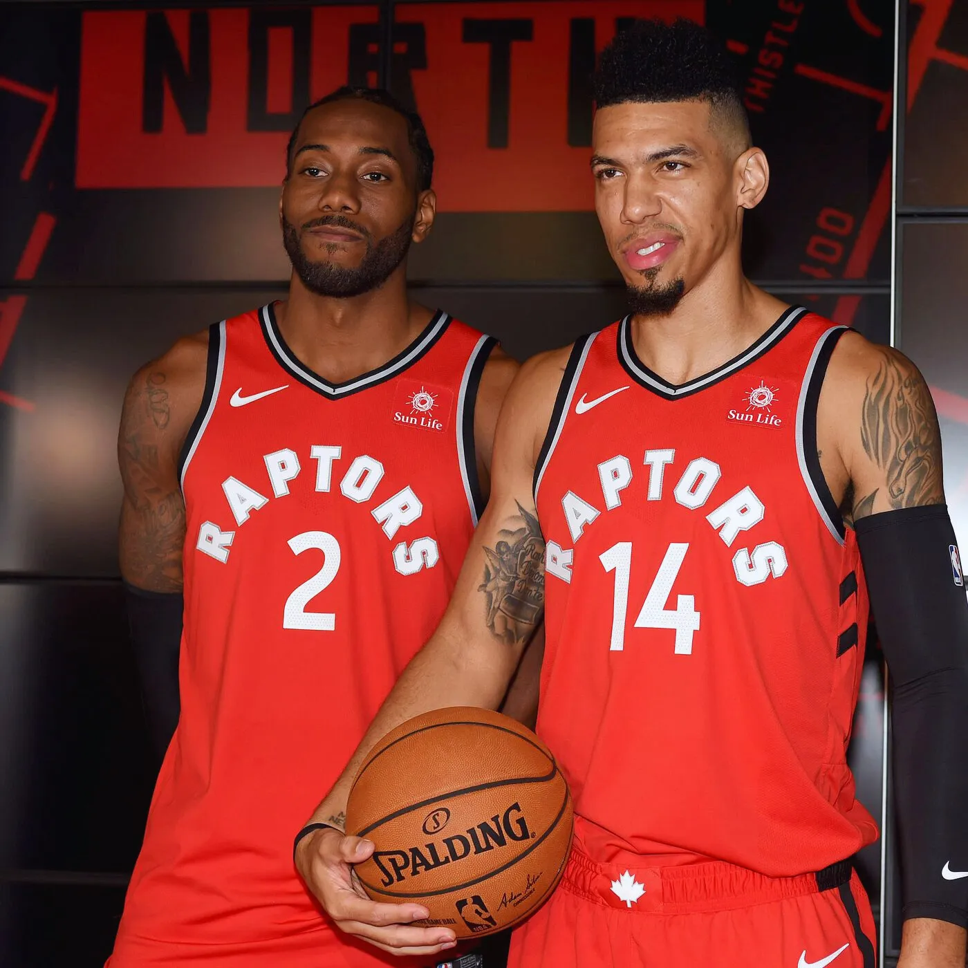 image_687ad81e23f67 Kawhi Leonard Turned His Back While Danny Green Called Out the Spurs From Inside