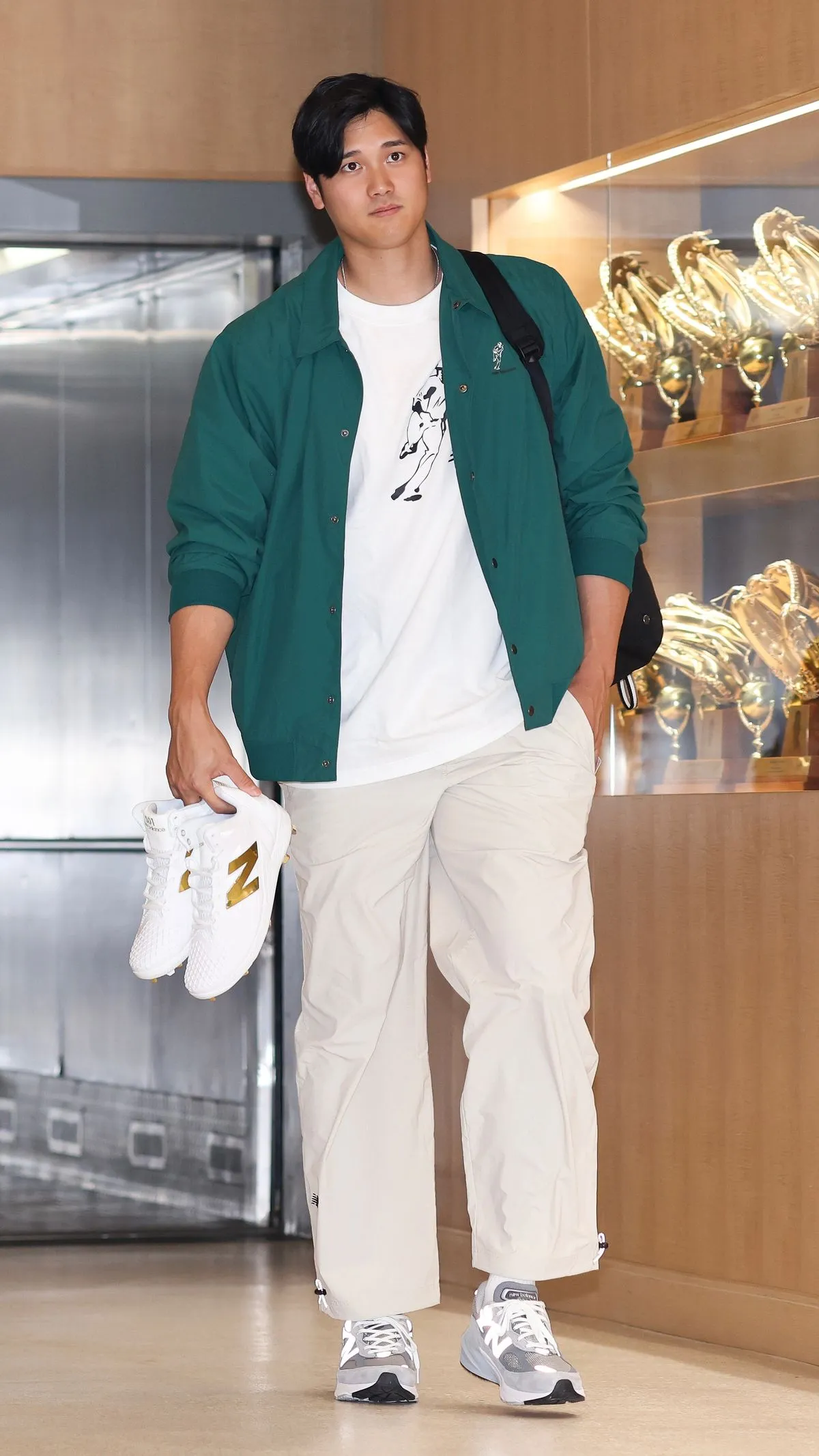 Shohei Ohtani Gave Joe Kelly’s Wife a Porsche for His Jersey — But the Shocking Truth Behind the Gift Has Fans Spiraling