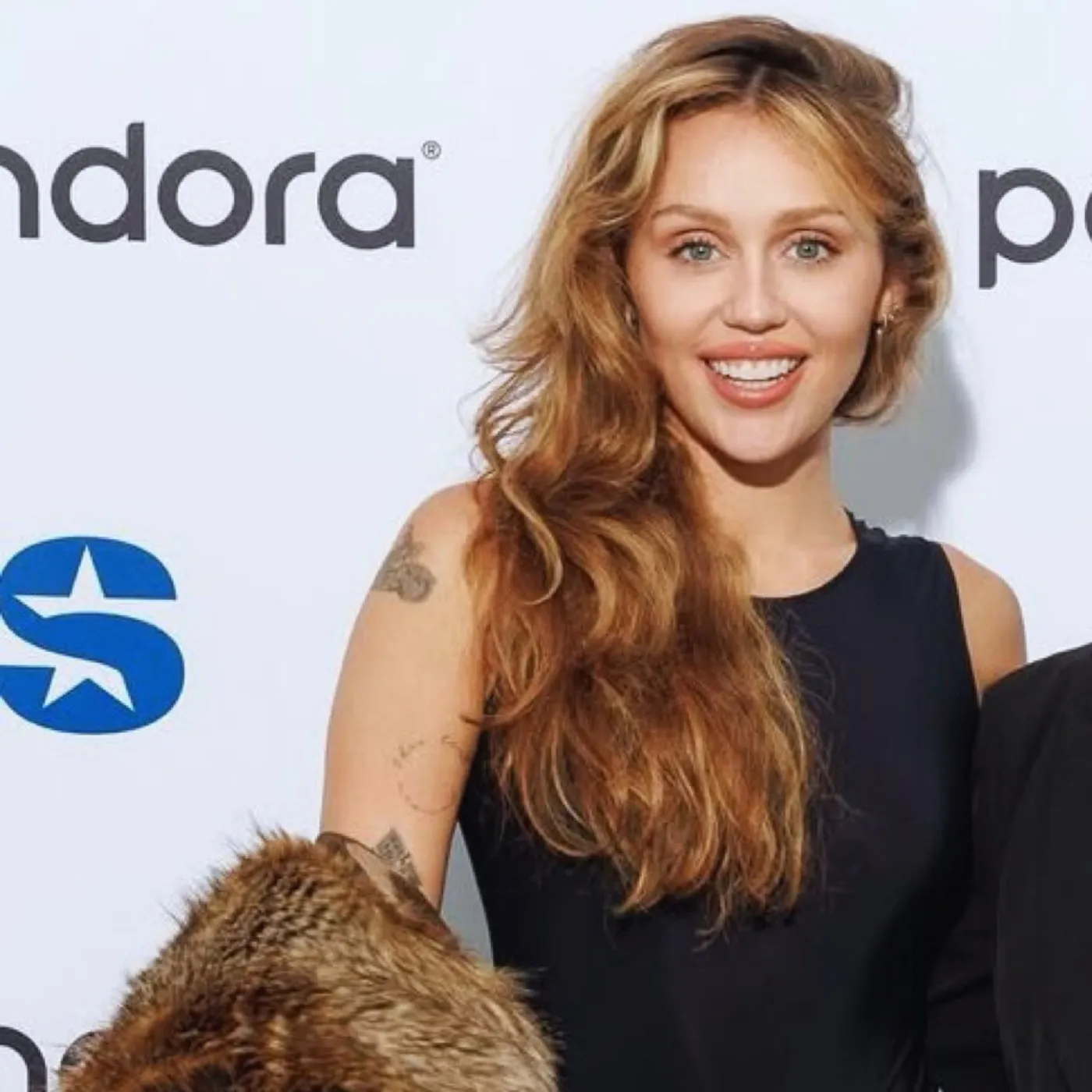 image_687bbf69bf1ad Miley Cyrus Calls Beyoncé Untouchable Sparks Global Backlash