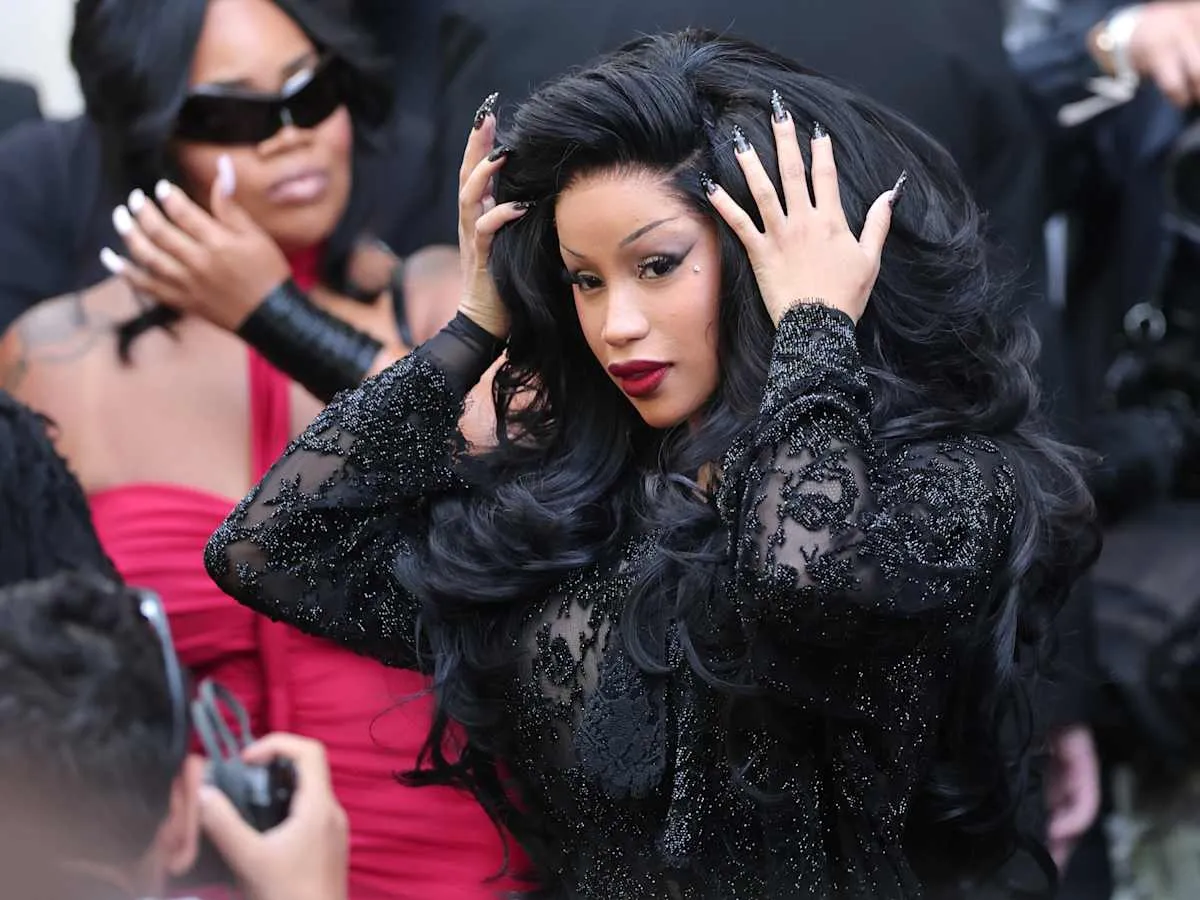 Fans Claim Cardi B Is About to Fight at SummerSlam – What Did Naomi Say to Her Backstage?