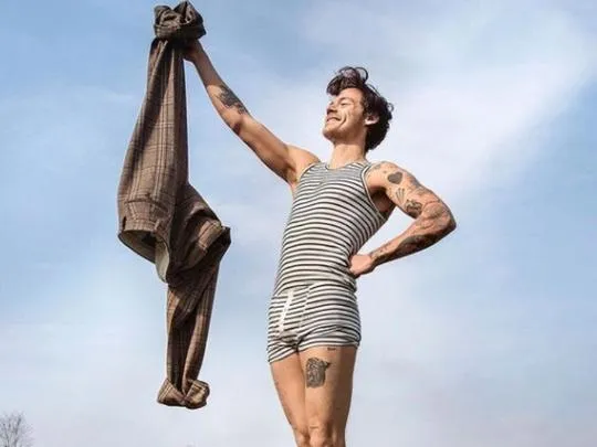 image_687d9d6459a33 Harry Styles Is Destroying Gender Rules One Outfit at a Time — And Fans Say His Fashion Isn’t Just Style, It’s a Revolution