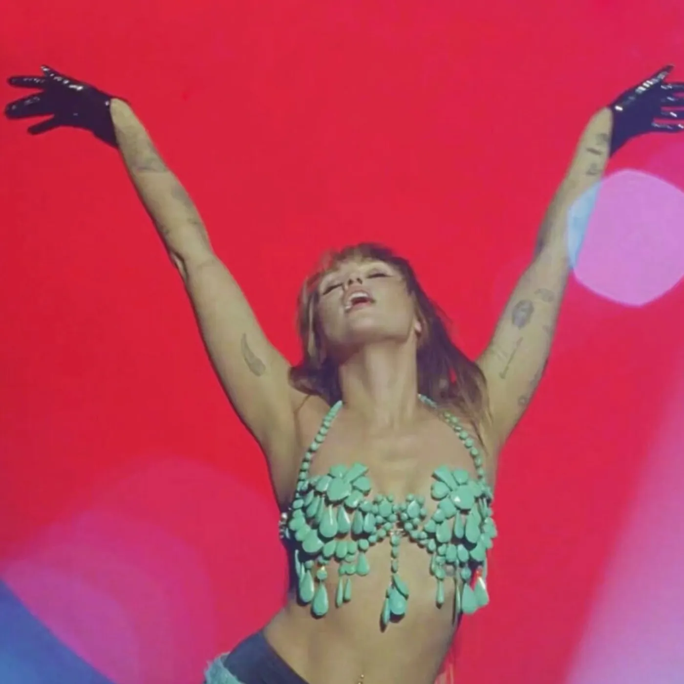 Miley Cyrus’s Savage Dare: Trash My Walk of Fame Star — Internet Is Losing It!