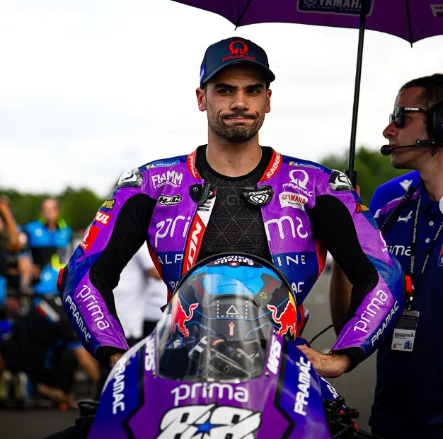 1'53" in Warm-Up, 1'55" in Race - Oliveira Suspects Something is Wrong