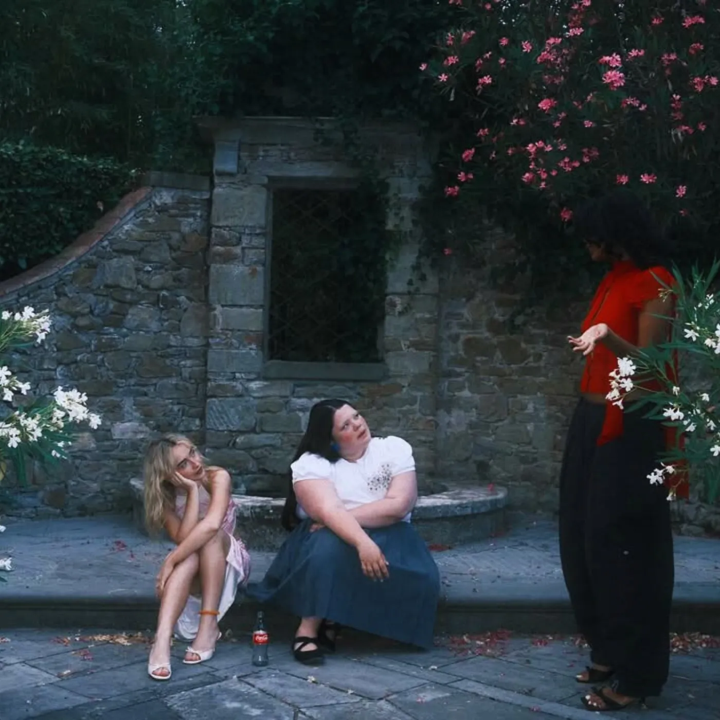 image_687ddef337b27 Sabrina Carpenter’s Most Dangerous Weapon Isn’t Her Voice — It’s Her Inner Circle