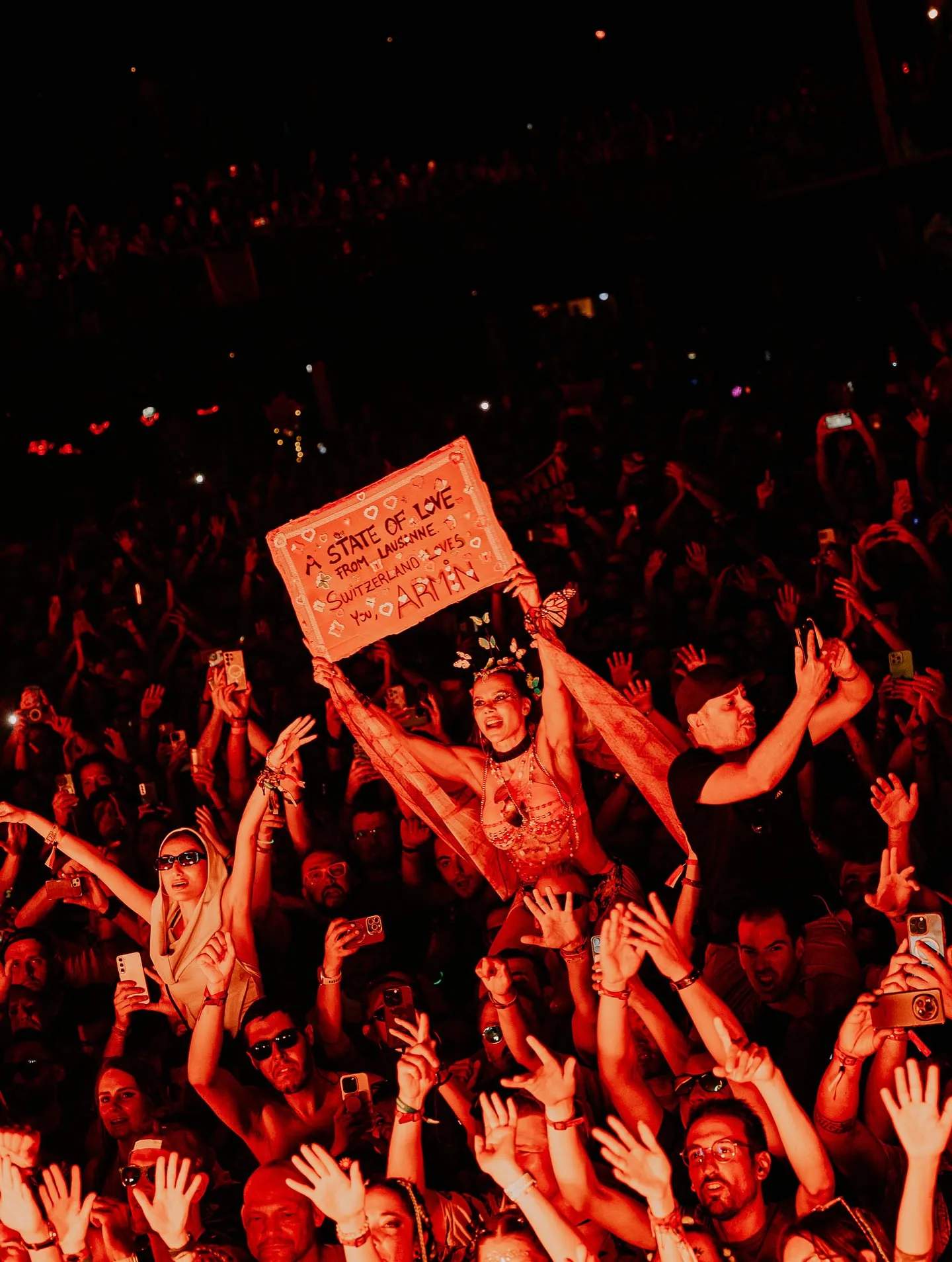 image_687de54fc578b I've never done this on stage before – What did Armin van Buuren do that made his performance explode on social media?