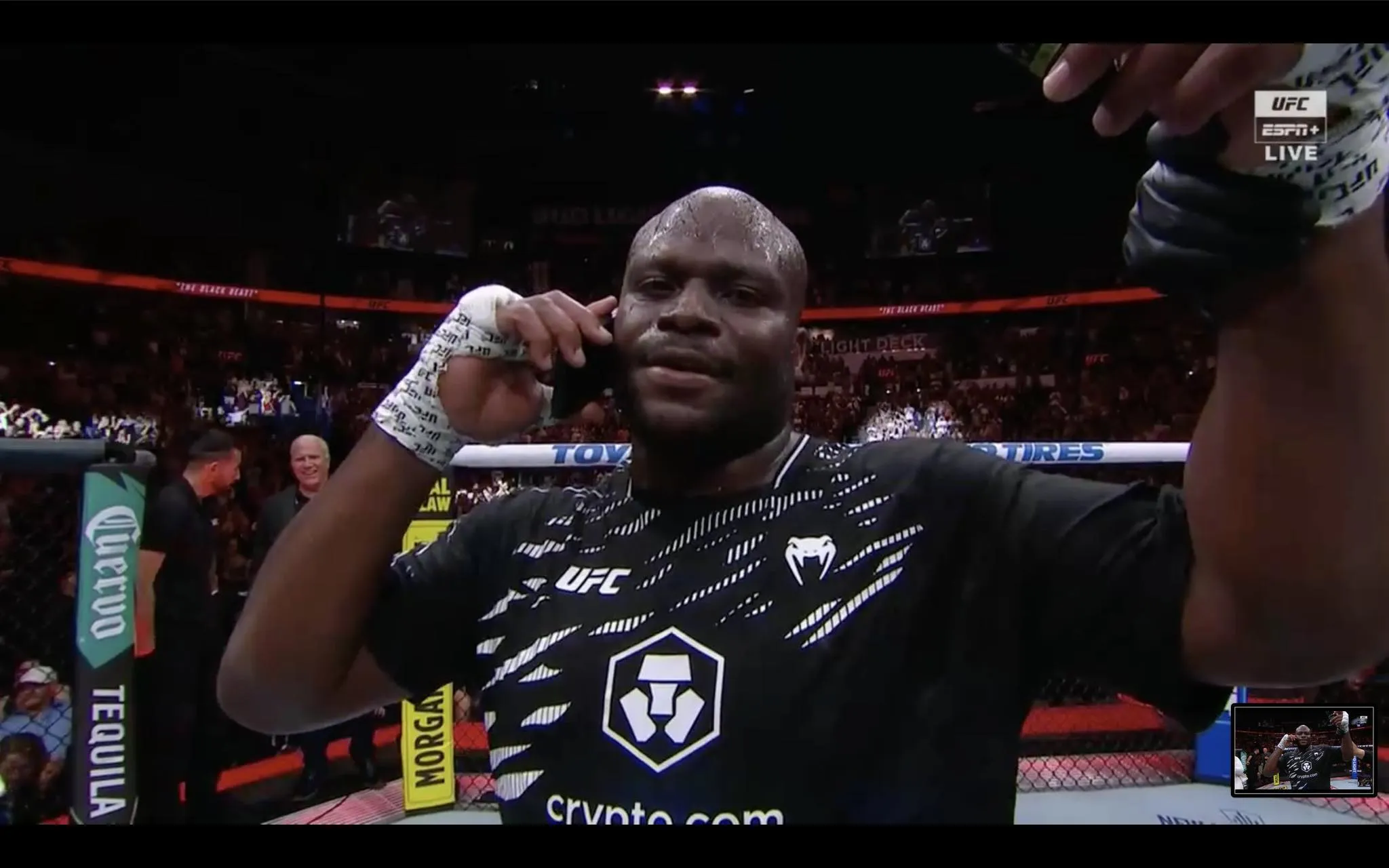 image_687ef0bc1a164 This is no longer fun” – Is Derrick Lewis considering retirement despite just winning?