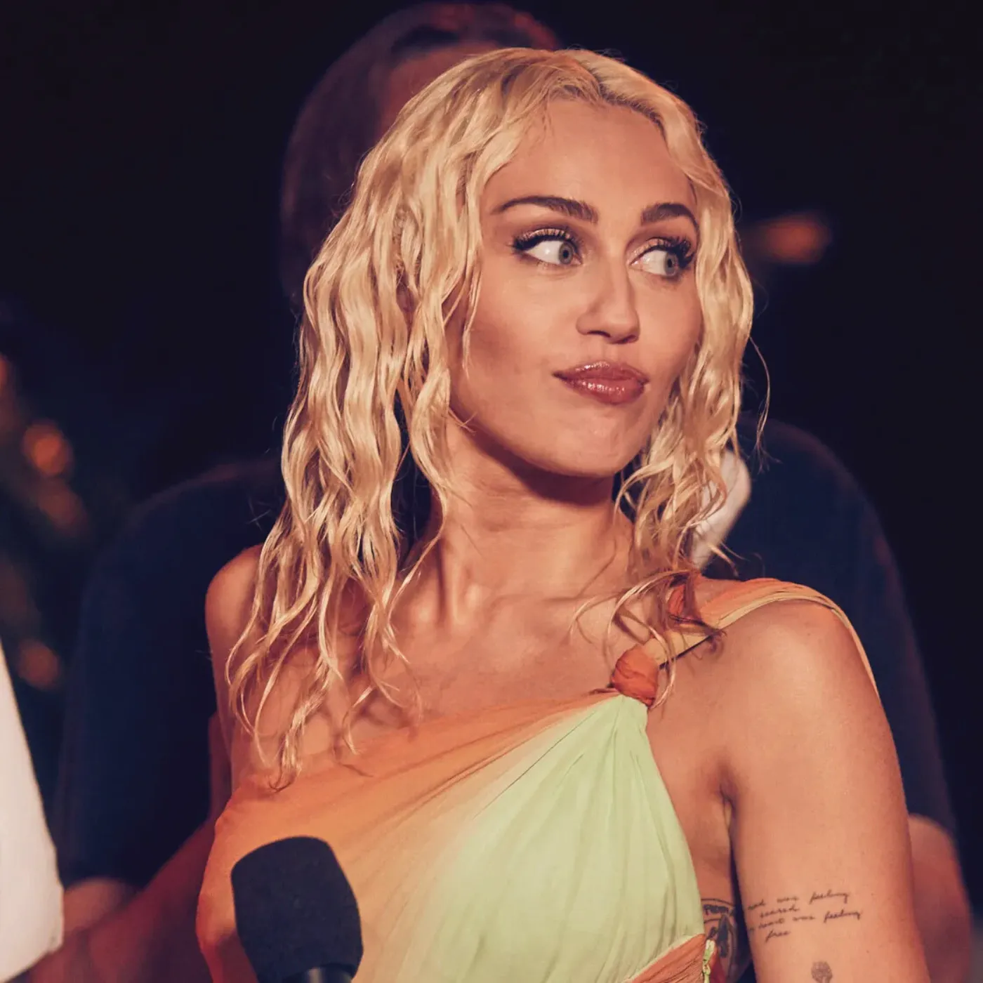 image_687ef93494ec8 Miley Cyrus’s Secret Drop Just Hijacked the VMAs and No One Saw This Coming