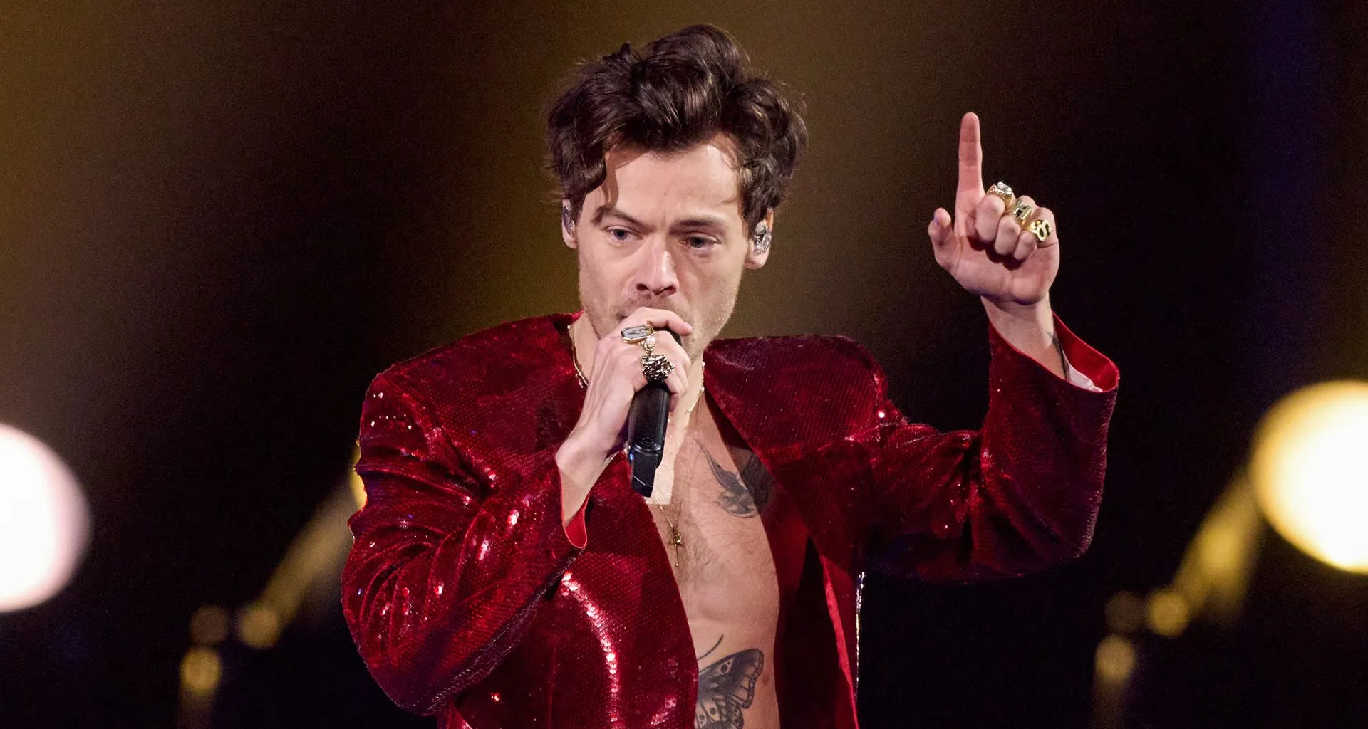 image_687f08377cca0 You Won’t Believe How Much Harry Styles Makes in a Day – His New Spot on the Rich List Will Shock You!