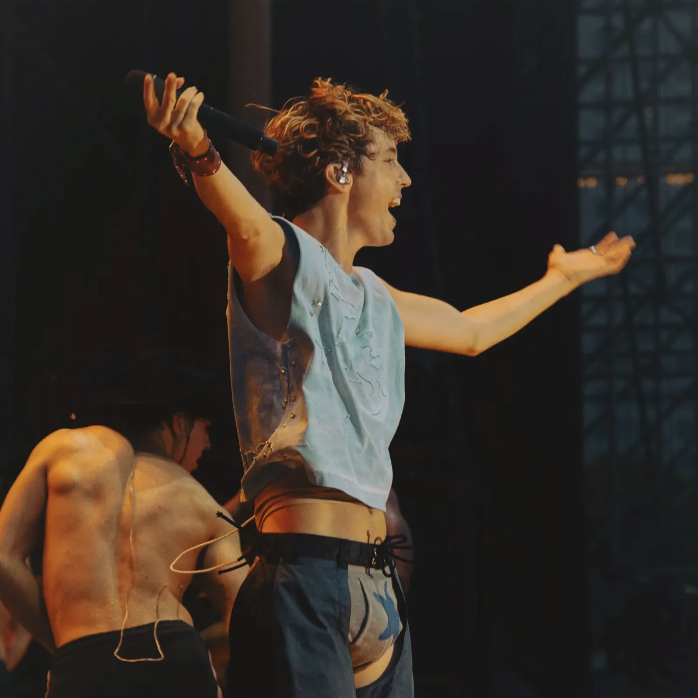 image_687f0a66b6075 Troye Sivan and Guitarricadelafuente Drop a Barcelona Bombshell—And It’s Not What Anyone Was Expecting