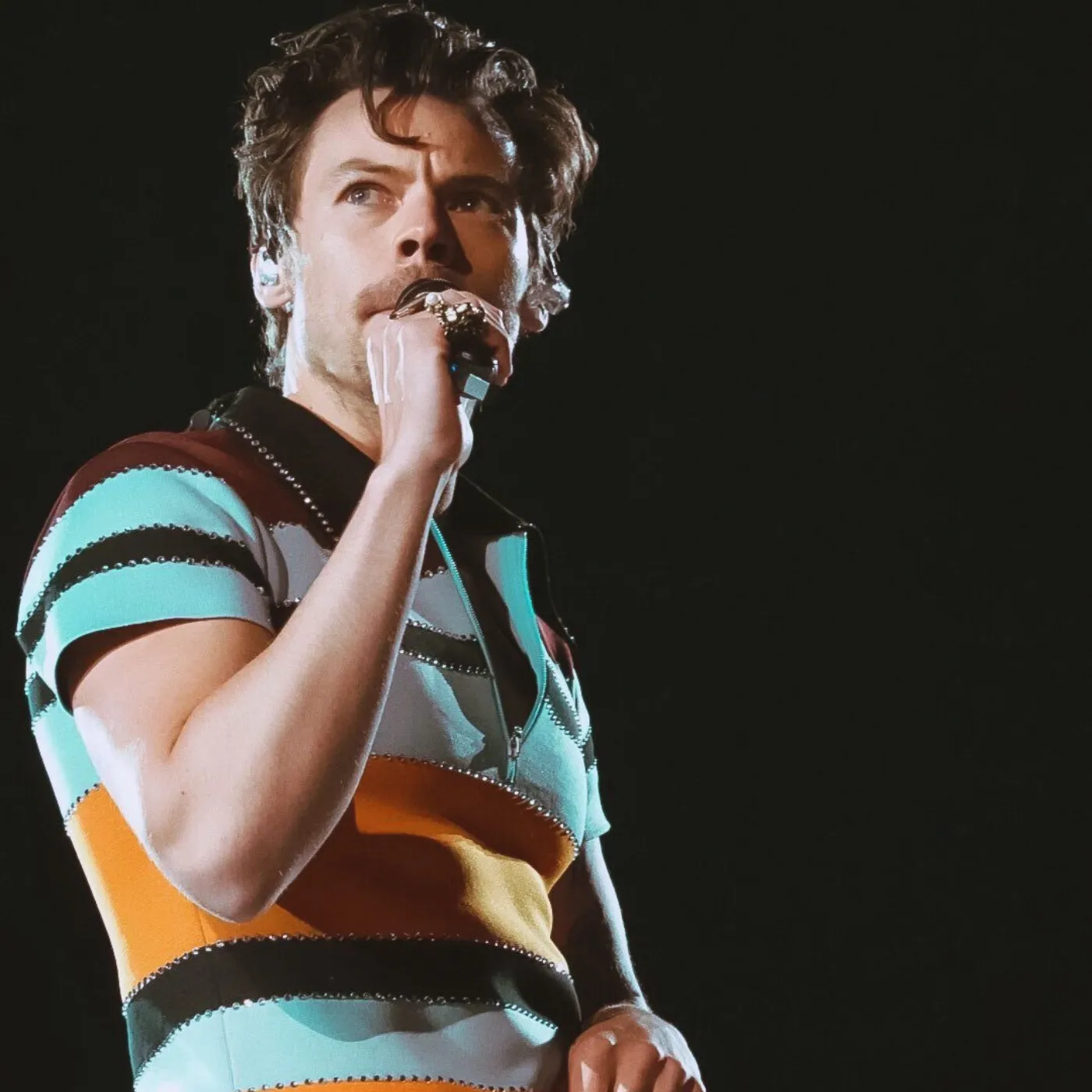 image_687f16f3a217b The Mic Drop Heard Around the World—Harry Styles Ends His Tour Like a Legend