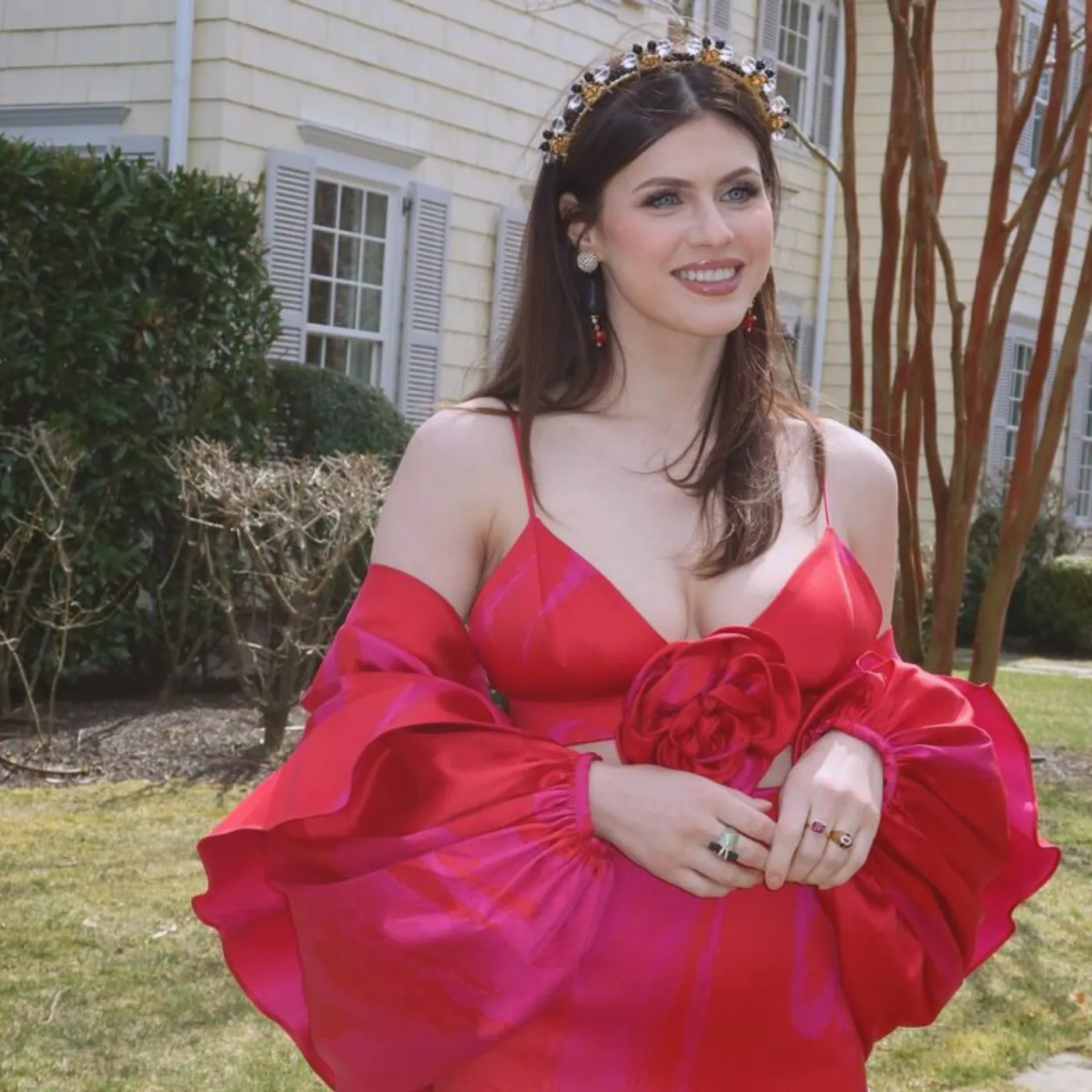 image_687f309bacd16 Insiders Say 2026 Will Belong to Alexandra Daddario — Here’s Why Everyone’s Nervous