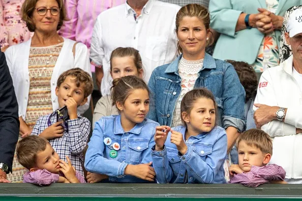 image_68803dd343226 Roger Federer’s Double Miracle: Rare Family Moment with His Wife and Two Sets of Twins Sparks Questions — Natural Wonder or Secret Science?