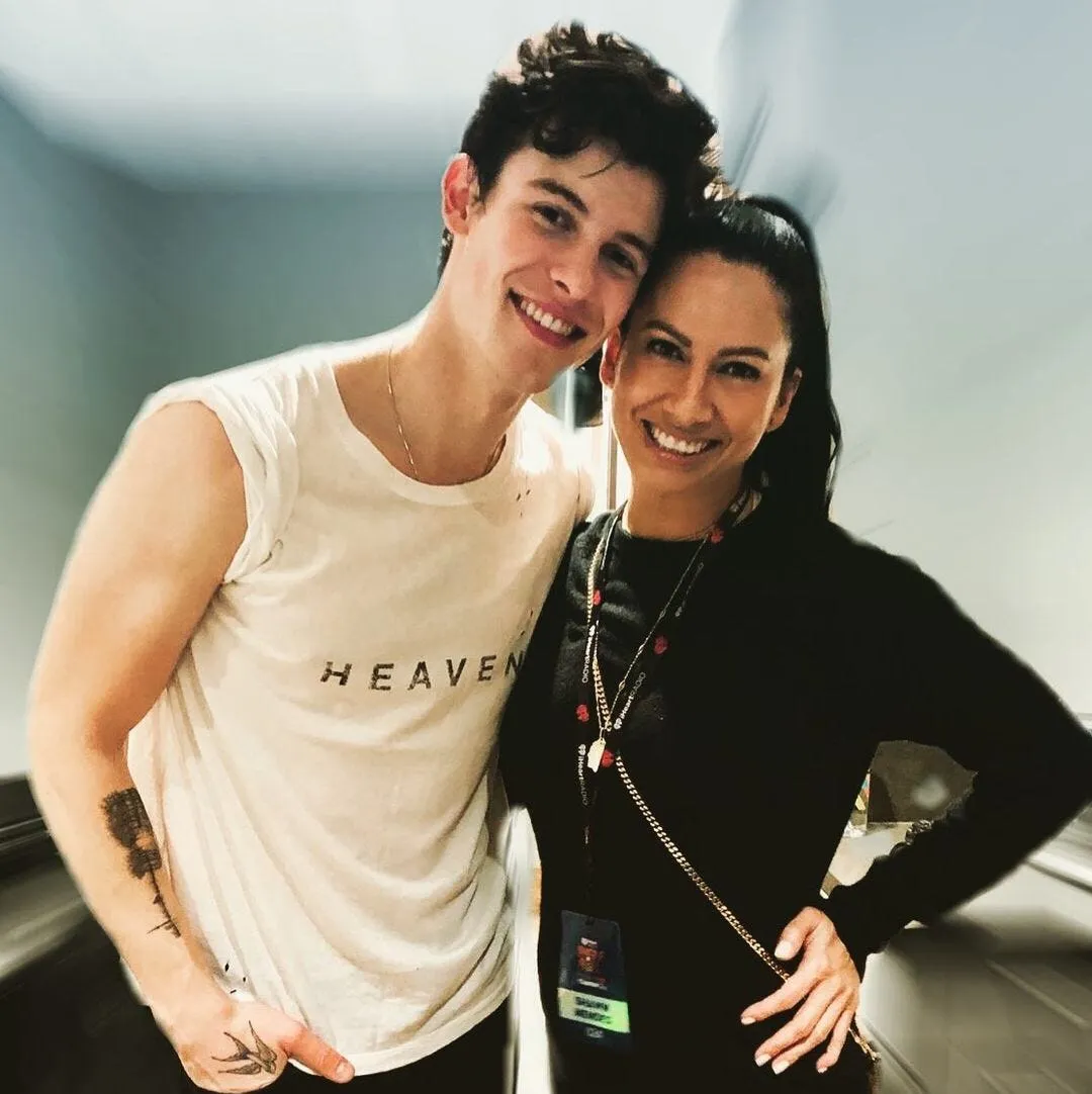 image_68805d90c8633 Everyone Forgot – But Looking Back at the First Time Shawn and Her Were Seen Together, Something Feels… Off