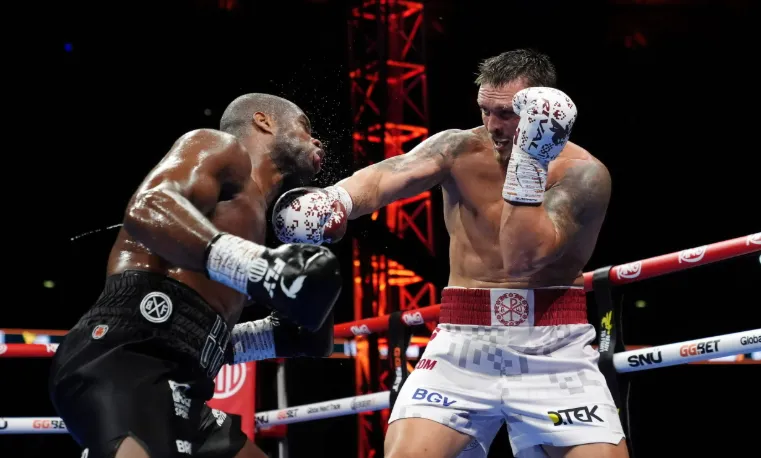 Tyson Fury unexpectedly publicly defended Dubois with harsh words.