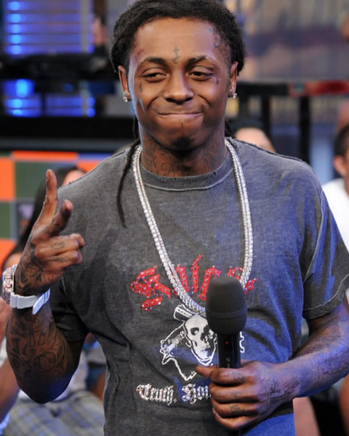 Lil Wayne Reveals His Mom Begged for a Grandchild When He Was Just 14 — What Happened Next Left Fans Speechless