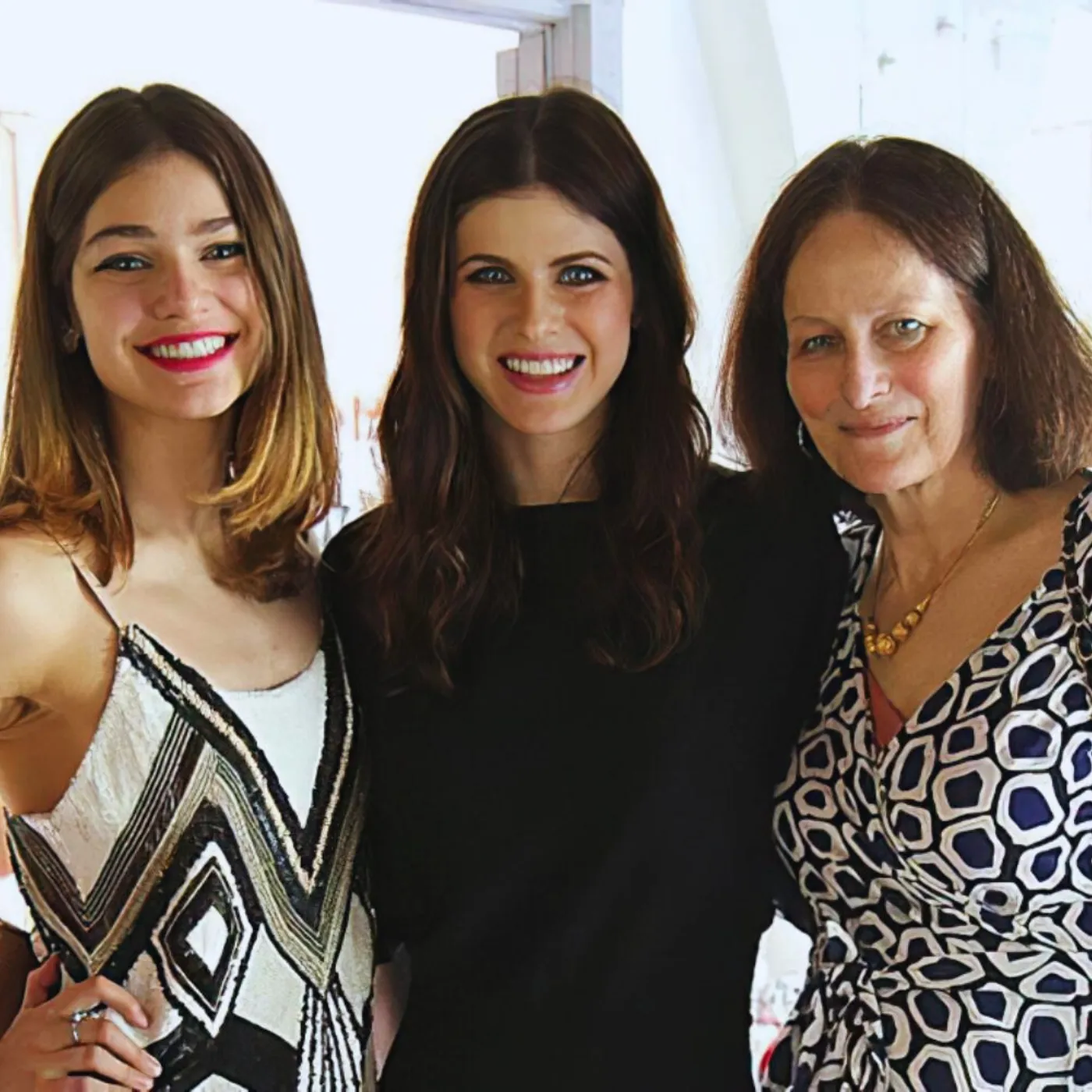 Meet the Real MVP: The Lawyer-Mom Behind Alexandra Daddario’s Rise