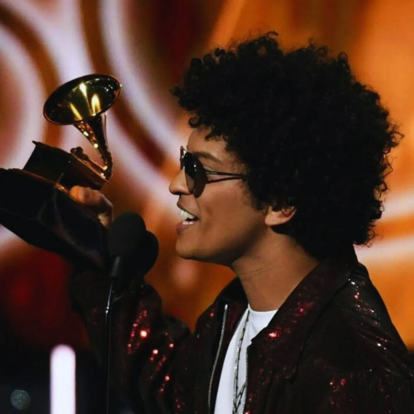 image_68819b01a680f ROSÉ & Bruno Mars’ “APT.” Just Shocked the Grammys: Early Record of the Year Nod!