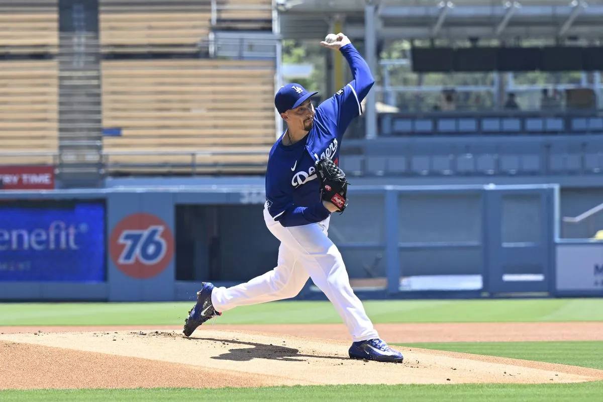 What strategy was behind Snell's shocking foul shot? Many people thought he failed, but the truth behind the error was shared by Snell, leaving the audience in awe.