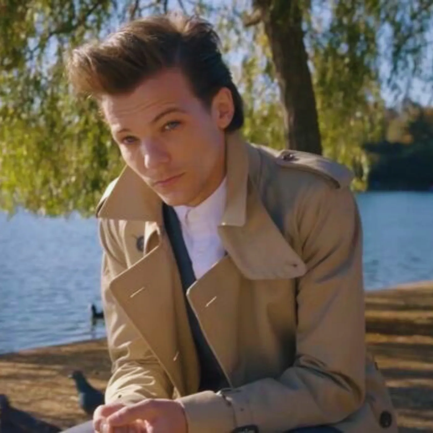 image_6881b5fd49a66 You Won’t Believe How Louis Tomlinson Made His Fortune After One Direction