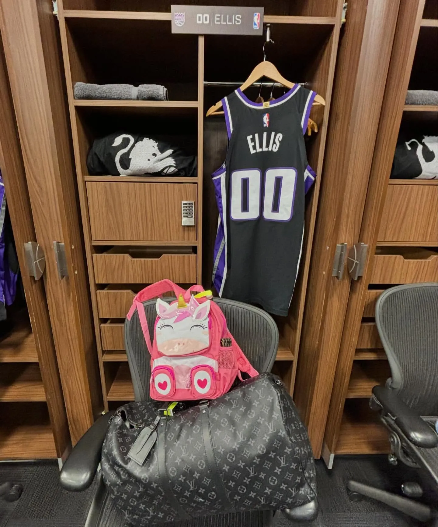 image_6881bdb34ca01 What was it about Boogie Ellis' small family that made him so cold on the court? Did a relative expose Boogie Ellis' dark side as he rose to fame?