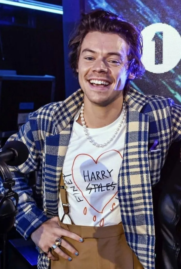 This Viral Reality Star’s Dark Past Just Came to Light — And Fans Say He’s the ‘Next Harry Styles’