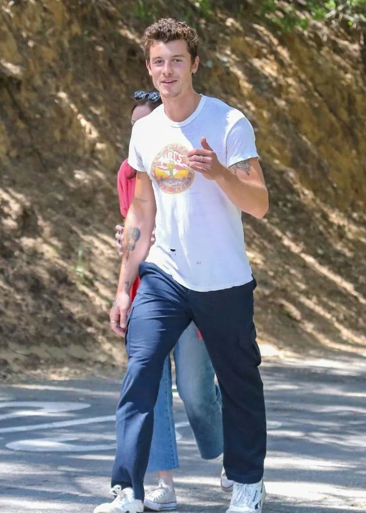 Shawn Mendes Looked Effortlessly Cool at the L.A. Farmers Market — But What Fans Noticed About His Silence Has Everyone Talking