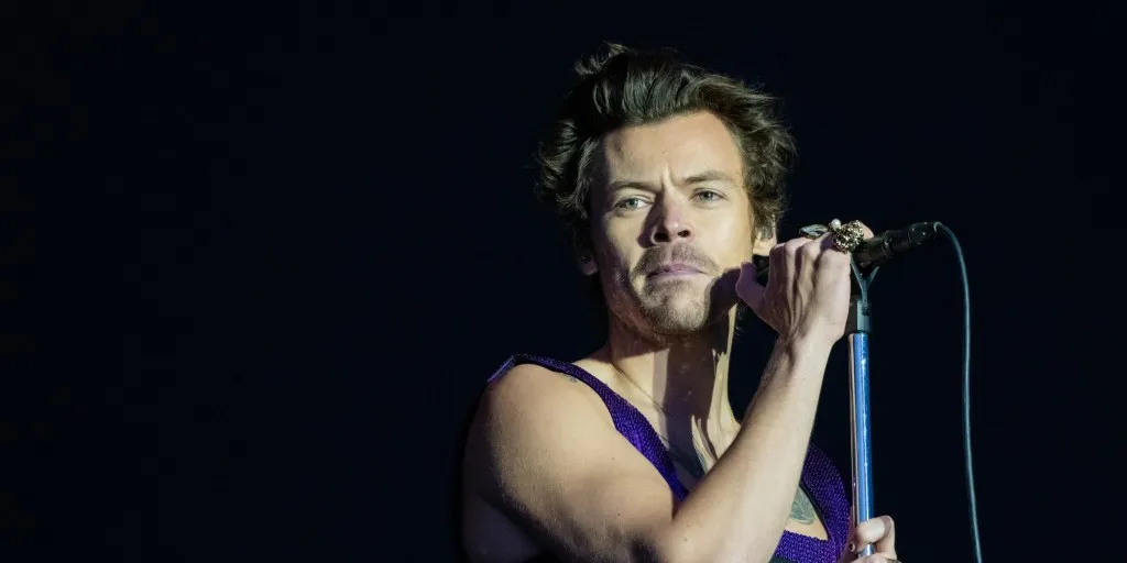 image_6881f78c6c49a The Charming Boy” or a Media Puppet? The Shocking Truth About Harry Styles During His One Direction Years