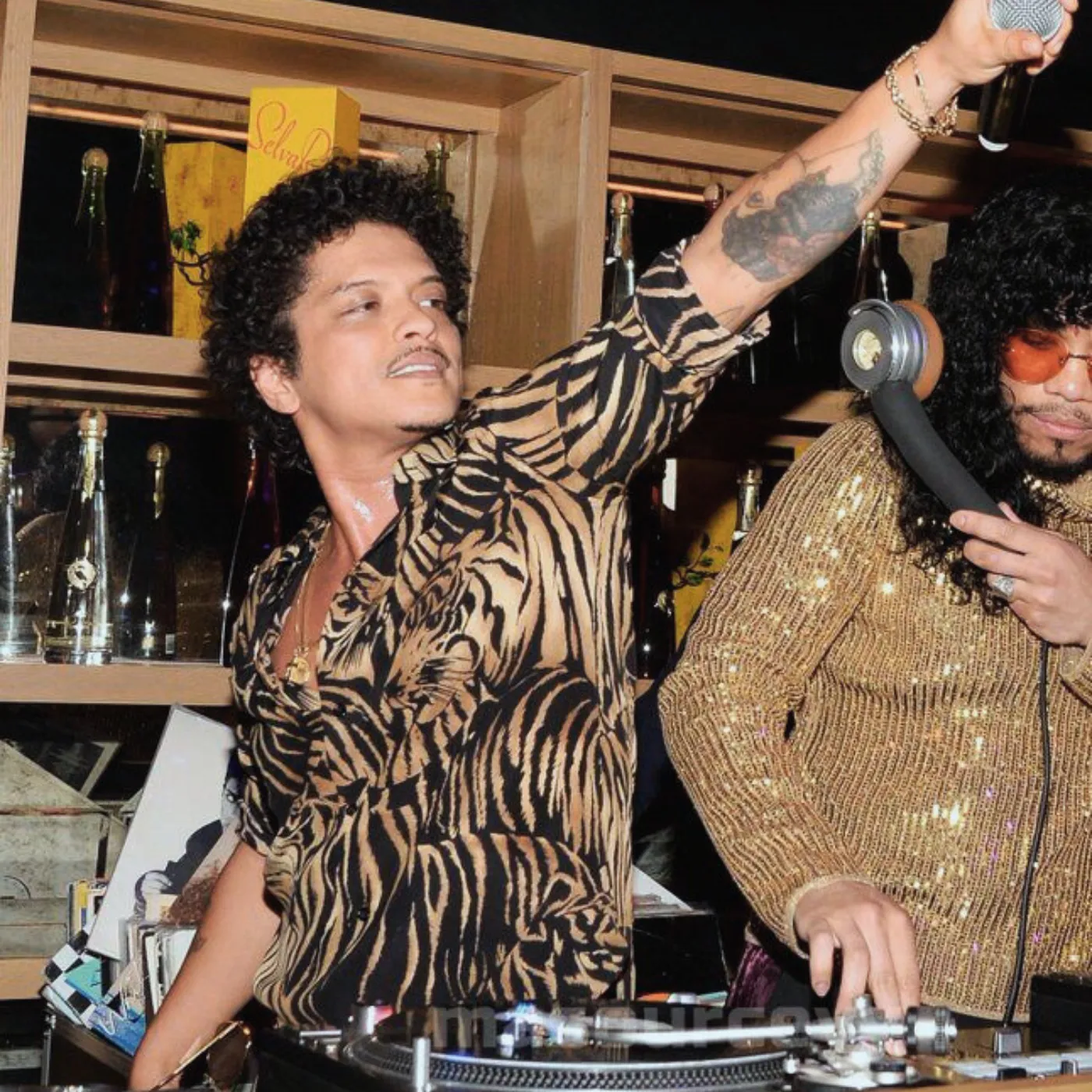 Backstage Secrets: What Bruno Mars’s Band REALLY Thinks About Him