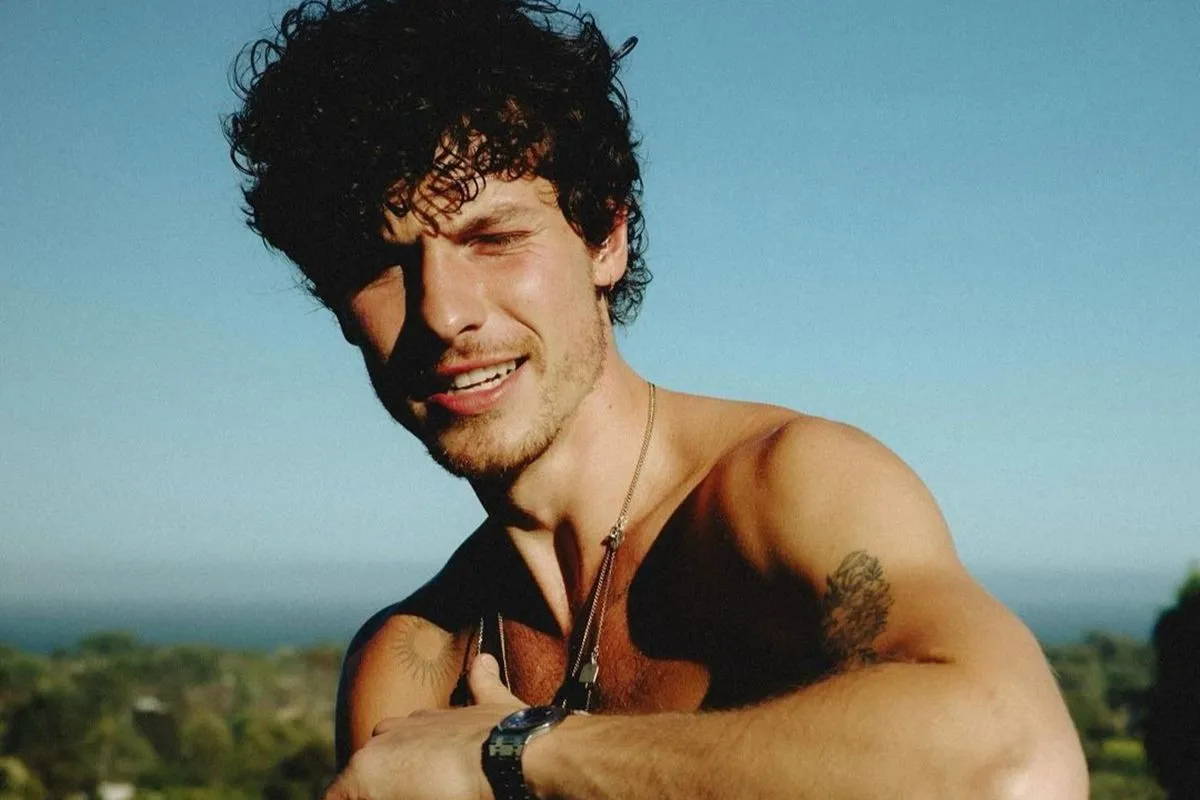 image_688307f8b655d Paused His Career, Canceled the Tour, Then Came Back with ‘Shawn’ – Is This Album Shawn Mendes’ Most Honest Confession About His Mental Health Battle?