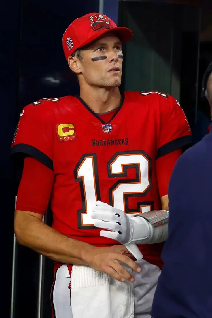 image_68832d6582728 Tom Brady Steps In with Heartfelt Gesture After Coach’s Unimaginable Loss in Texas Flood