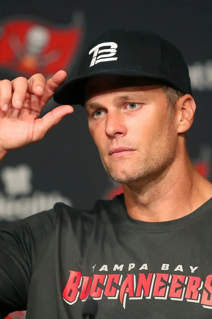 Tom Brady Steps In with Heartfelt Gesture After Coach’s Unimaginable Loss in Texas Flood