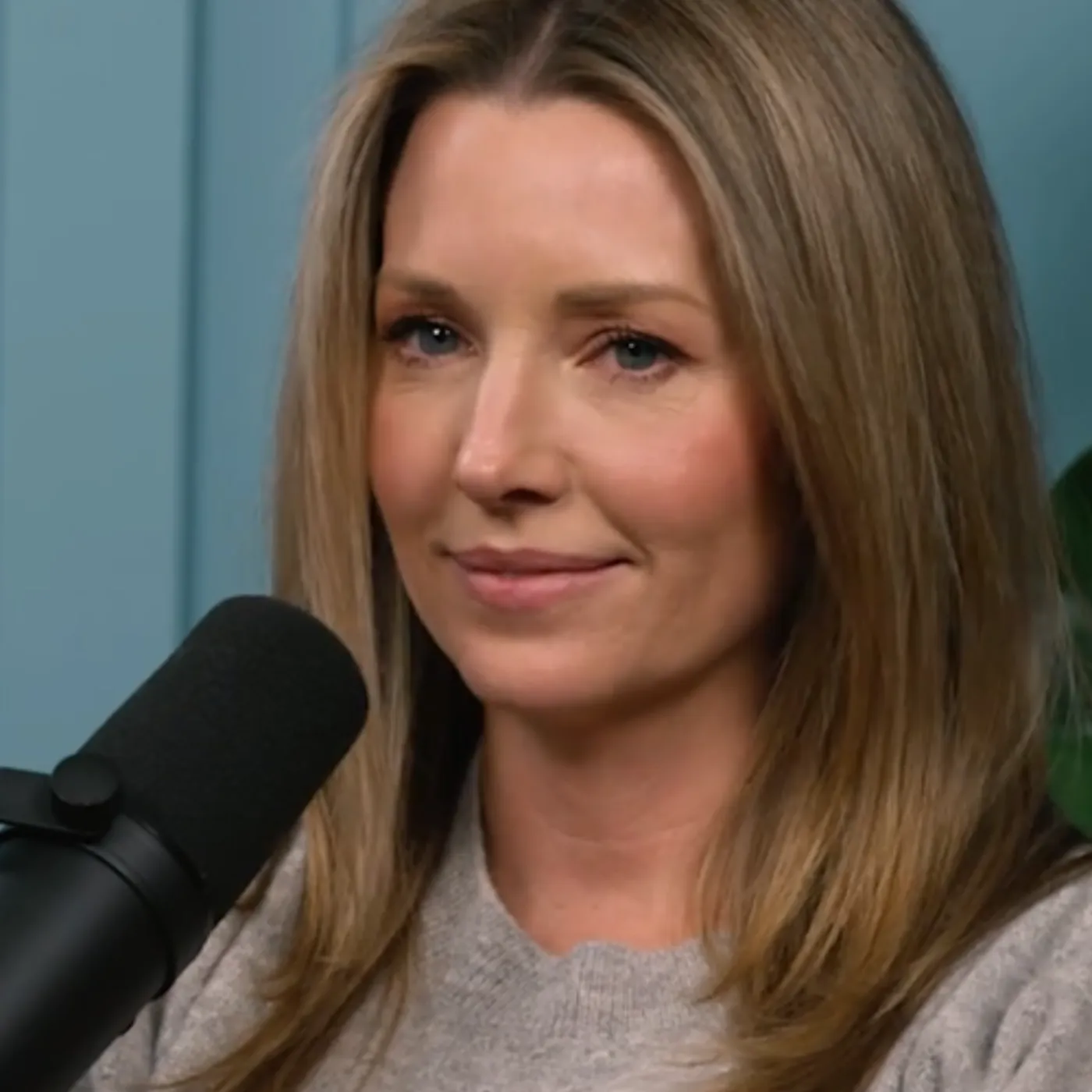 'He Didn't Know Until Today...': Amy Earnhardt Finally Reveals What Happened Before Dale Jr. Left NASCAR