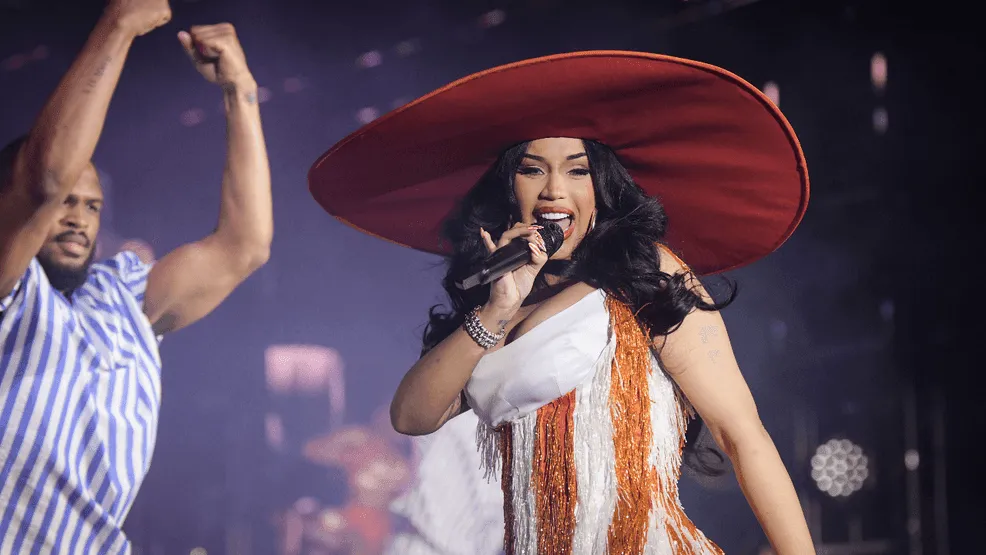 image_68833a29807c7 She’s Suing Cardi B Over That Mic Toss — What Really Happened in That Explosive 2023 Vegas Moment?