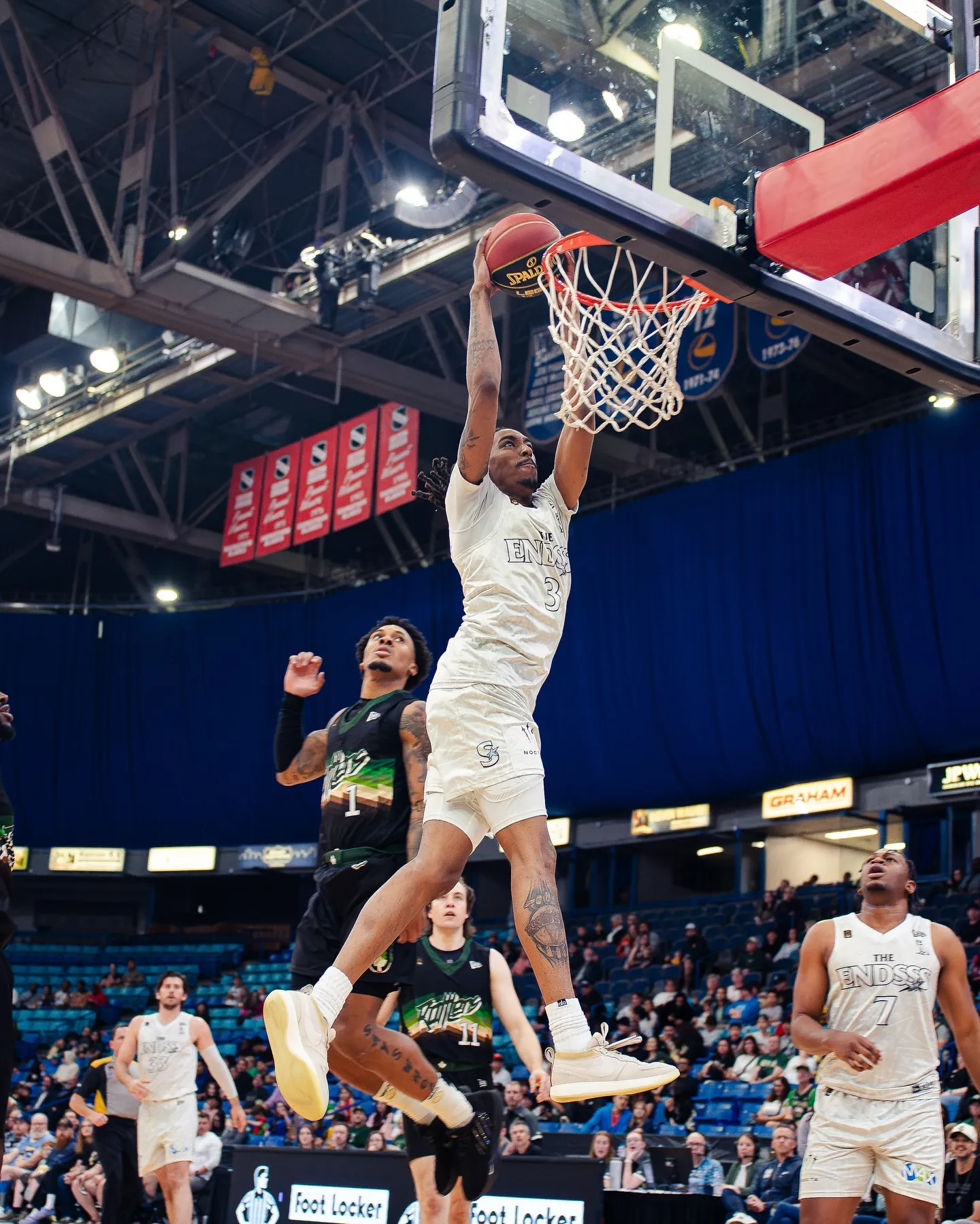 image_68833e6e554ef If you are a fan of Donovan Williams, don't even consider reading this, you will be disappointed.