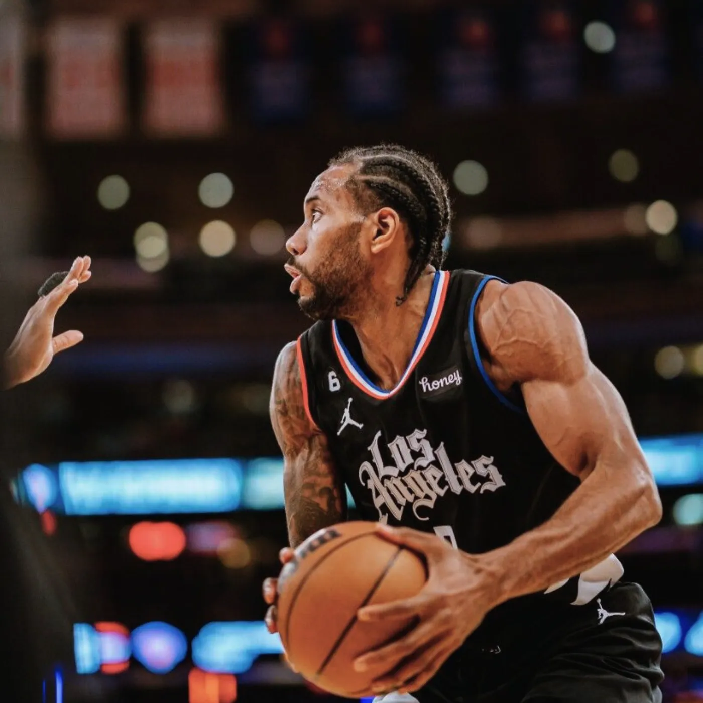 image_68834125a4574 Kawhi Leonard’s Masterclass Wasn’t Just Basketball—It Was War