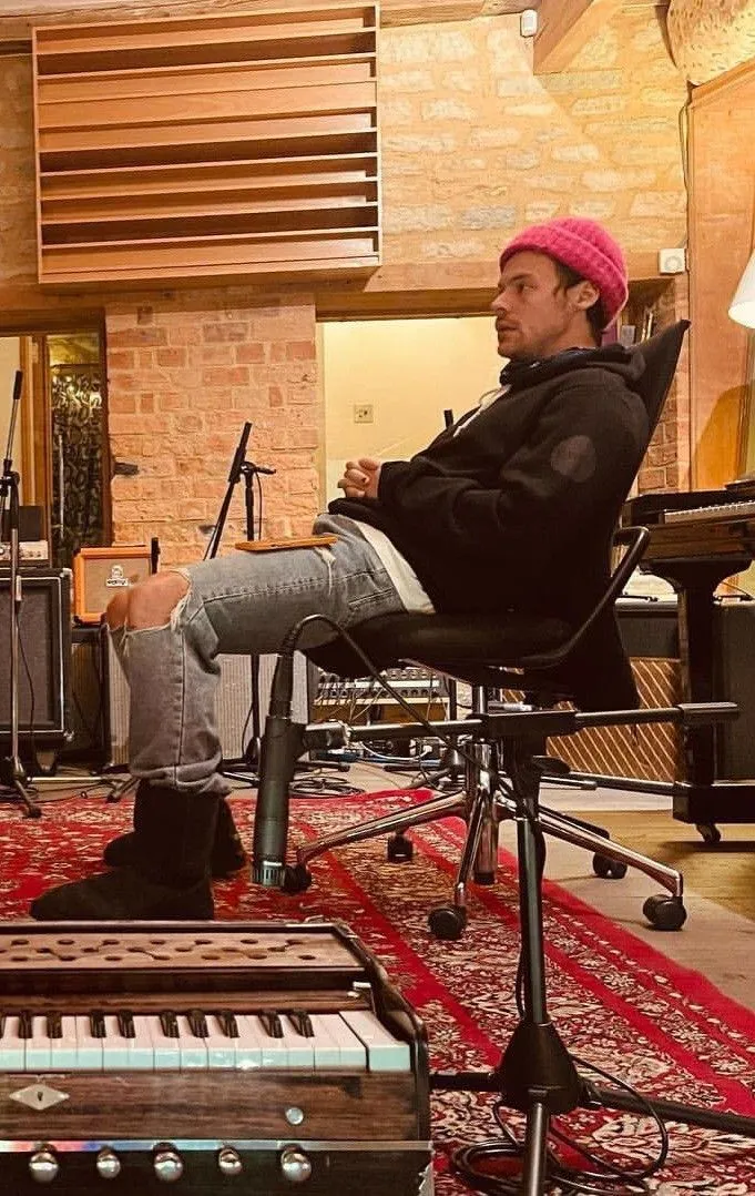 image_688345062aee4 Harry Styles Just Dropped Something So Spicy — Fans Are Losing Their Minds Over What It Means