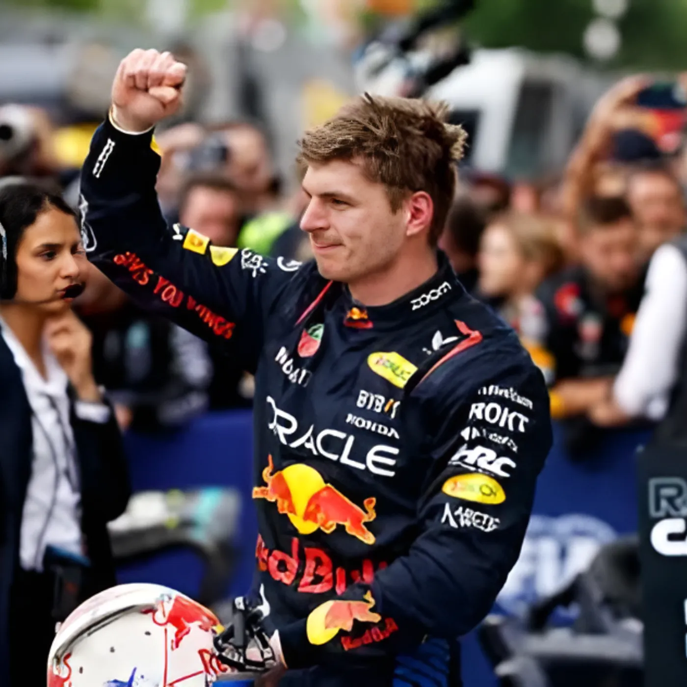image_688431b79fa55 Just 6 seconds before entering the car, Max Verstappen said something that left the entire paddock shocked…