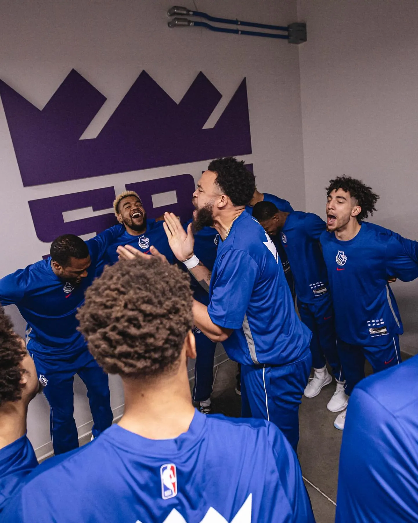 Mason Jones: Looking around the field, I still don't see anyone who is good enough to put 'pressure' on me.