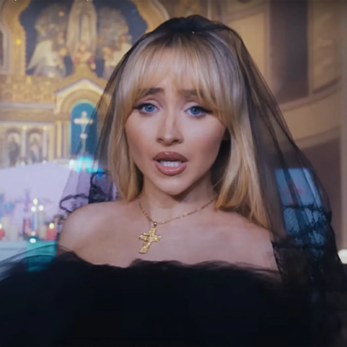 Sabrina Carpenter’s Single-Girl Comeback Takes a Turn with a Mystery Man by Her Side